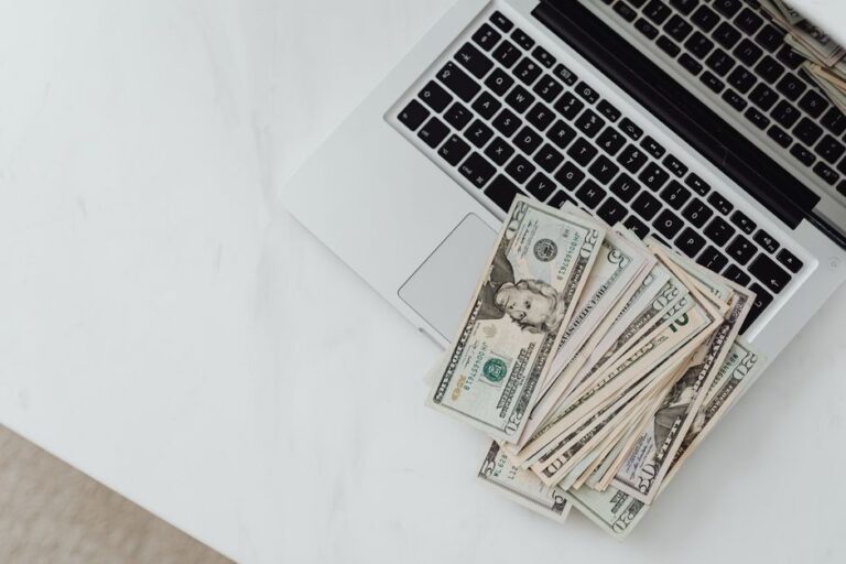 Como usar o Bolso Inteligente para precificar seus serviços como freelancer com base em custos, horas e margem de lucro